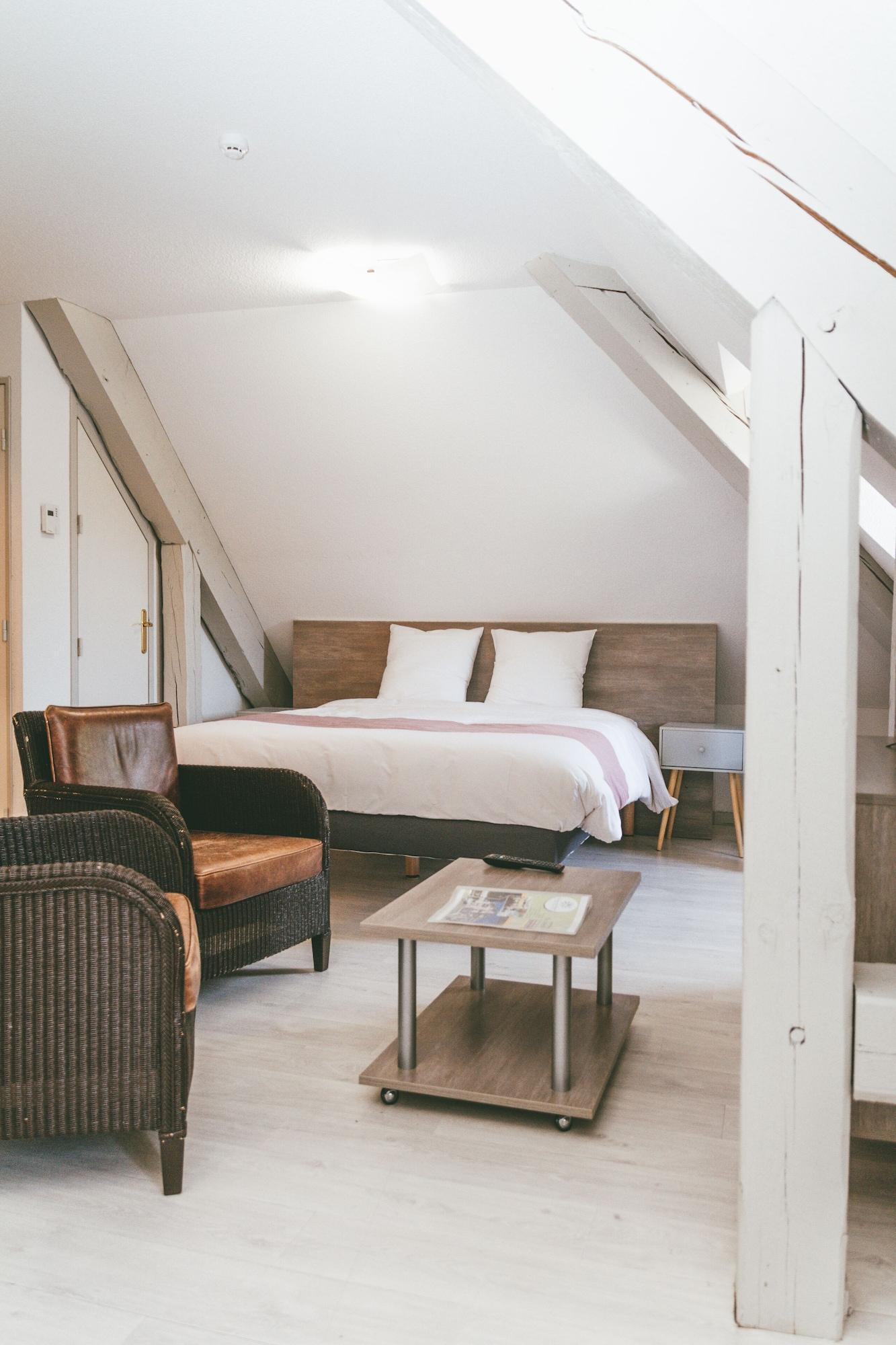 Terres De France - Appart'Hotel Le Splendid Allevard Eksteriør bilde