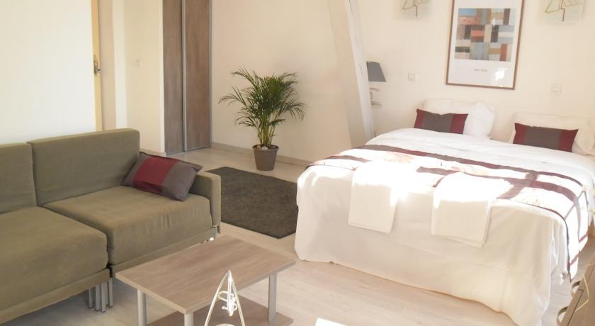 Terres De France - Appart'Hotel Le Splendid Allevard Eksteriør bilde