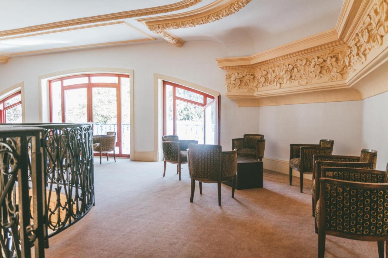 Terres De France - Appart'Hotel Le Splendid Allevard Eksteriør bilde